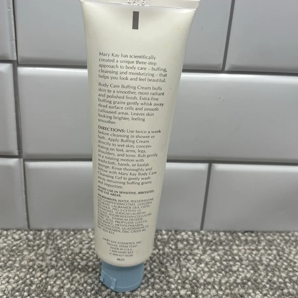 Mary Kay BODY CARE BUFFING CREAM #4621 Vintage Size 6 oz. New Old Stock